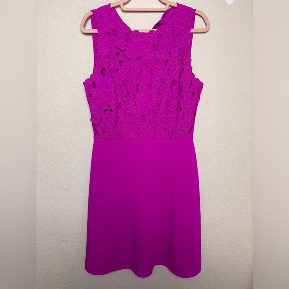 Laundry by Shelli Segal Electric Pink Floral Embroidered Overlay Sheath Dress 10 - Picture 3 of 13